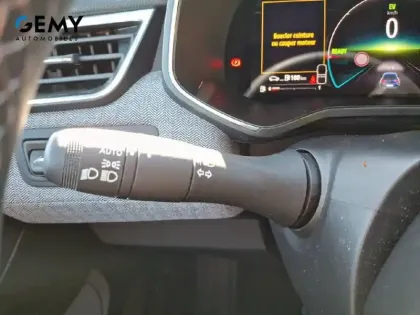 Photo 49 Renault Clio  E-Tech full hybrid 145