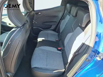 Photo 35 Renault Clio  E-Tech full hybrid 145