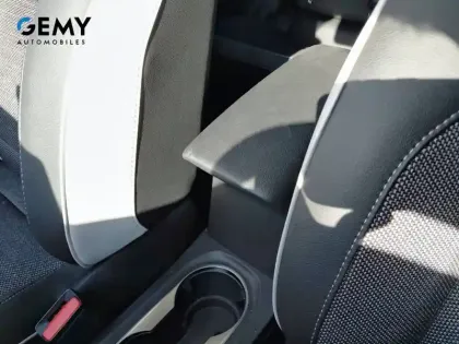 Photo 29 Renault Captur  E-Tech 145 - 21
