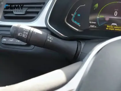 Photo 17 Renault Captur  E-Tech 145 - 21