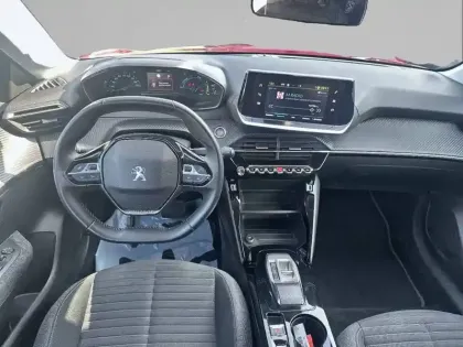 Photo 7 Peugeot 208  Electrique 50 kWh 136ch