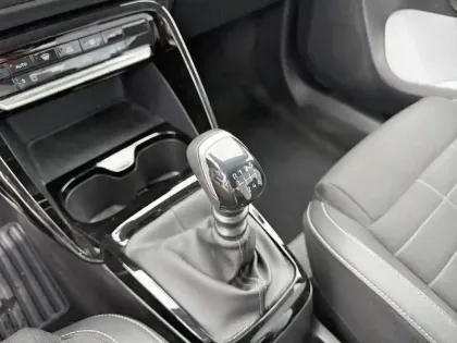 Photo 13 Citroën C3  Turbo 100 ch Manuelle