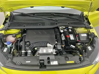 Photo 57 Peugeot 208  PureTech 100 S&S BVM6