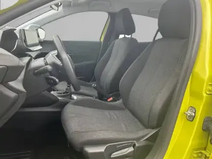 Photo 41 Peugeot 208  PureTech 100 S&S BVM6