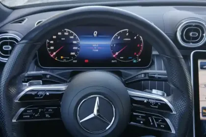 Photo 13 Mercedes Classe C  220 d 9G-Tronic