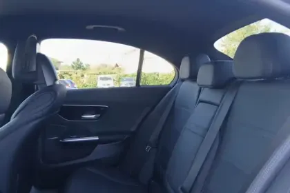 Photo 10 Mercedes Classe C  220 d 9G-Tronic