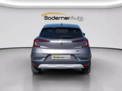 Photo 13 Renault Captur  E-Tech full hybrid 145