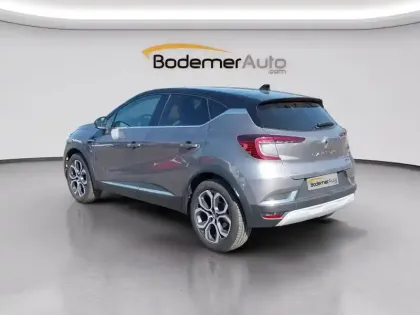 Photo 12 Renault Captur  E-Tech full hybrid 145