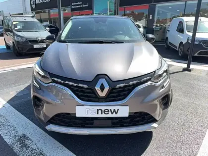 Photo 7 Renault Captur  E-Tech full hybrid 145