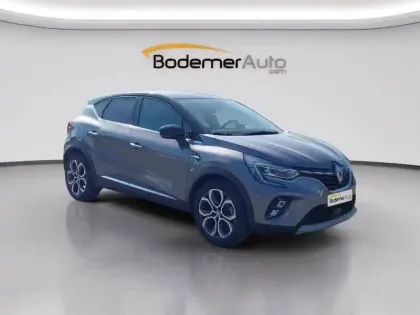 Photo 16 Renault Captur  E-Tech full hybrid 145