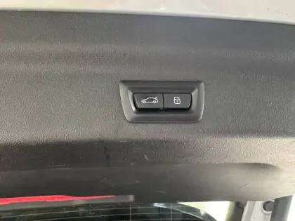 Photo 12 BMW X1  sDrive 18d 150ch DKG7
