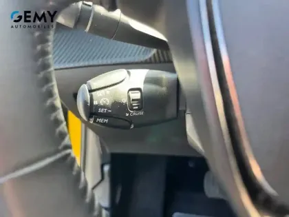 Photo 12 Peugeot 208  Electrique 50 kWh 136ch