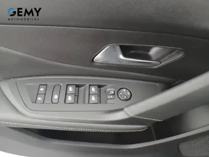 Photo 11 Peugeot 308  PHEV 225 e-EAT8
