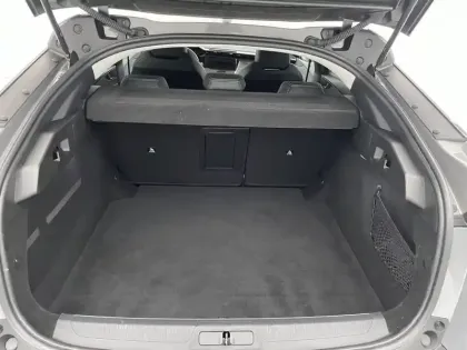 Photo 12 Peugeot 408  Hybrid 136 e-DCS6