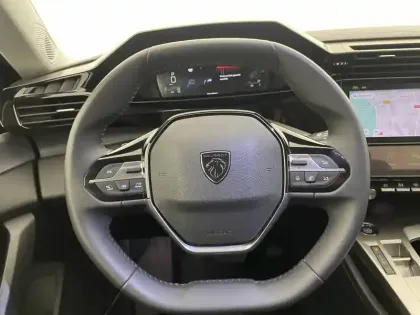 Photo 22 Peugeot 408  Hybrid 136 e-DCS6
