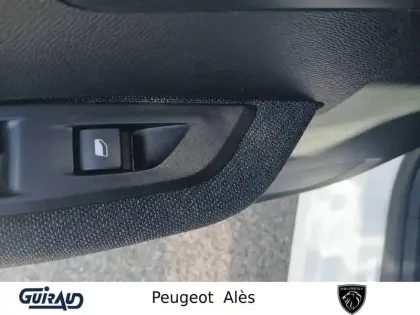 Photo 13 Peugeot 208  Electrique 50 kWh 136ch