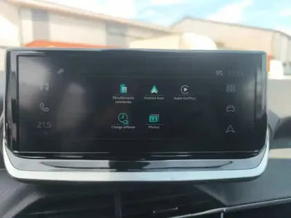 Photo 15 Peugeot 2008  Electrique 54 kWh 156 ch