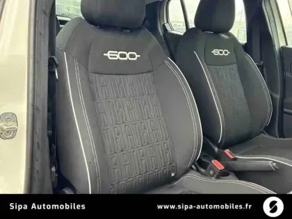 Photo 61 Fiat 600  T-Gen 3 1.2 Hybrid 110ch eDCT6