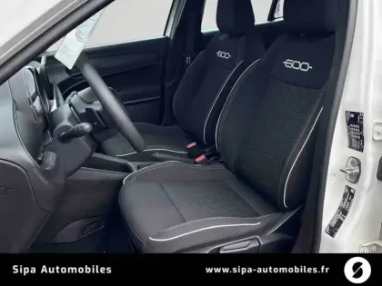 Photo 42 Fiat 600  T-Gen 3 1.2 Hybrid 110ch eDCT6