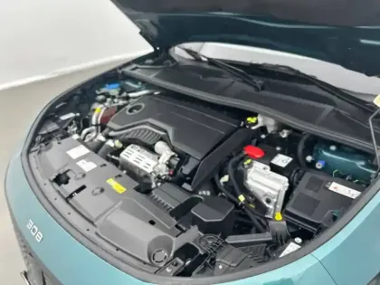 Photo 14 Peugeot 308  SW Hybrid 145 e-DCS6