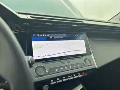 Photo 20 Peugeot 308  SW Hybrid 145 e-DCS6