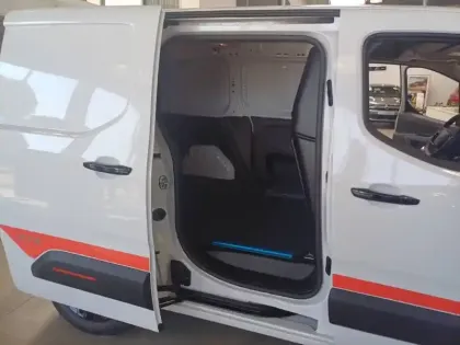 Photo 11 Citroën Berlingo  VAN M DIESEL 100 CH MANUELLE