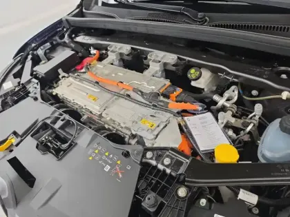 Photo 99 Renault Megane  E-Tech EV40 130ch boost charge