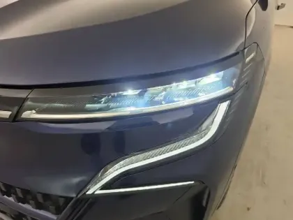Photo 38 Renault Megane  E-Tech EV40 130ch boost charge