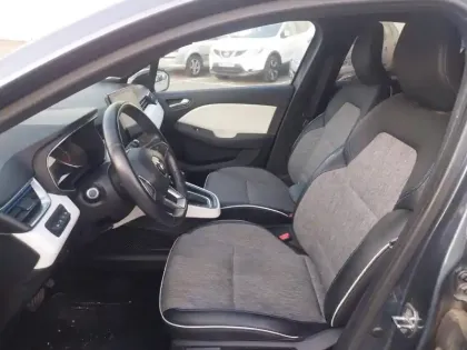 Photo 8 Renault Clio  E-Tech 140 - 21