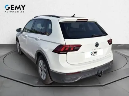 Photo 6 Volkswagen Tiguan  2.0 TDI 150ch DSG7
