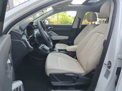 Photo 11 Audi Q3 35 TFSI Advanced