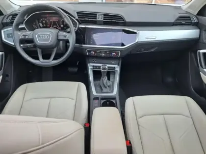 Photo 13 Audi Q3 35 TFSI Advanced