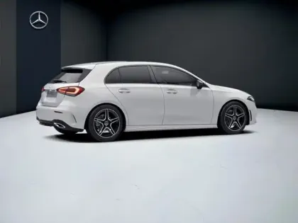 Photo 19 Mercedes Classe A 200 AMG Line