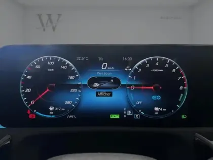 Photo 13 Mercedes CLA  250 e Coupé AMG Line