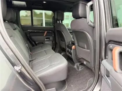 Photo 8 Land rover Defender 110 P400E PHEV BVA8 X-DYNAMIC