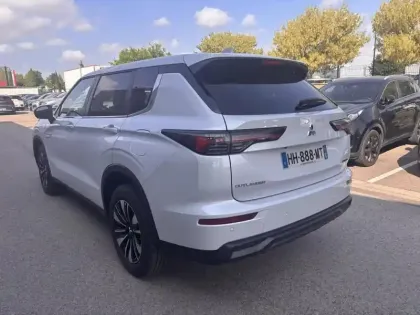 Photo 6 Mitsubishi Outlander  2.4 PHEV 306ch Invite+ 4WD