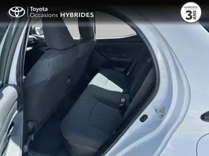 Photo 11 Toyota Yaris  116h France 5p