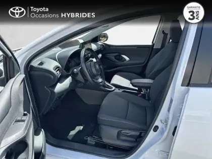Photo 10 Toyota Yaris  116h France 5p
