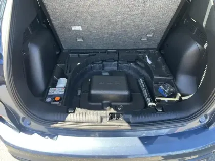 Photo 8 Ford Kuga  2.5 Duratec 180ch Hybrid FlexiFuel ST-Line  Powershift