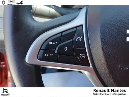 Photo 12 Dacia Duster  1.5 Blue dCi 115ch  Journey + 4x2