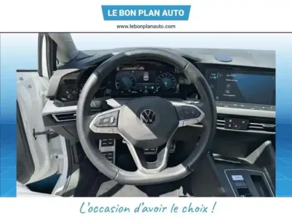 Photo 13 Volkswagen Golf  1.0 eTSI OPF 110ch Active DSG7