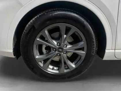 Photo 9 Ford Kuga  2.5 Duratec 190ch FHEV E85 ST-Line X BVA