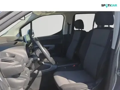 Photo 11 Toyota Proace  CITY Verso Medium 1.2 110 VVT-i Executive