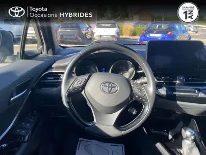 Photo 8 Toyota C-HR  122h Design 2WD E-CVT RC18
