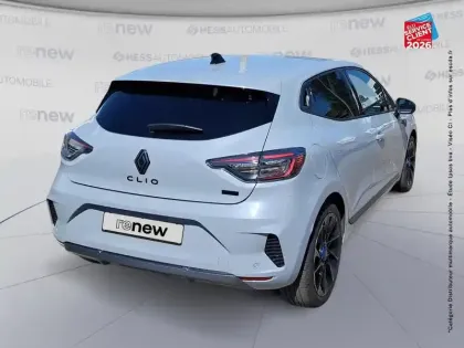 Photo 5 Renault Clio  1.6 E-Tech 145ch full hybrid esprit Alpine - 25