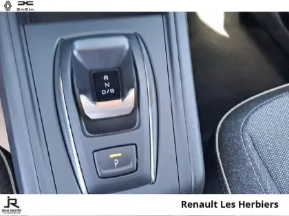 Photo 5 Renault Captur  1.8 E-Tech full hybrid 160ch Techno - 26
