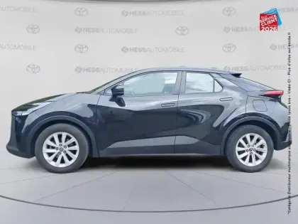 Photo 8 Toyota C-HR  1.8 Hybride 140ch Dynamic MY25