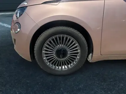 Photo 10 Fiat 500  e 118ch MY23