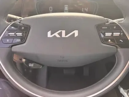 Photo 14 Kia Niro  1.6 GDi 138ch HEV Active DCT6