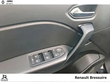 Photo 28 Renault Captur  1.6 E-Tech hybride 145ch Business -21